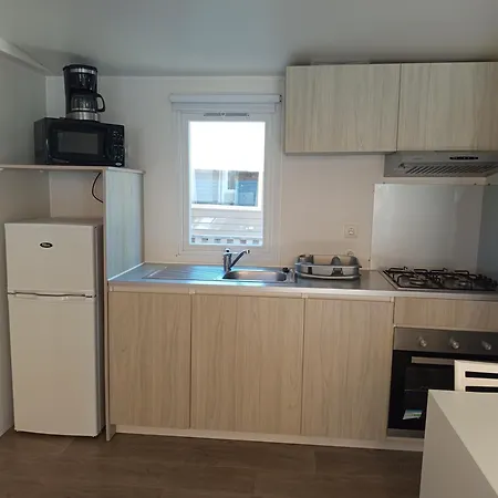 Mobil-home Fontaine Jeremie *