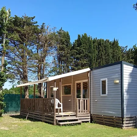 Mobil-home Fontaine Jeremie *
